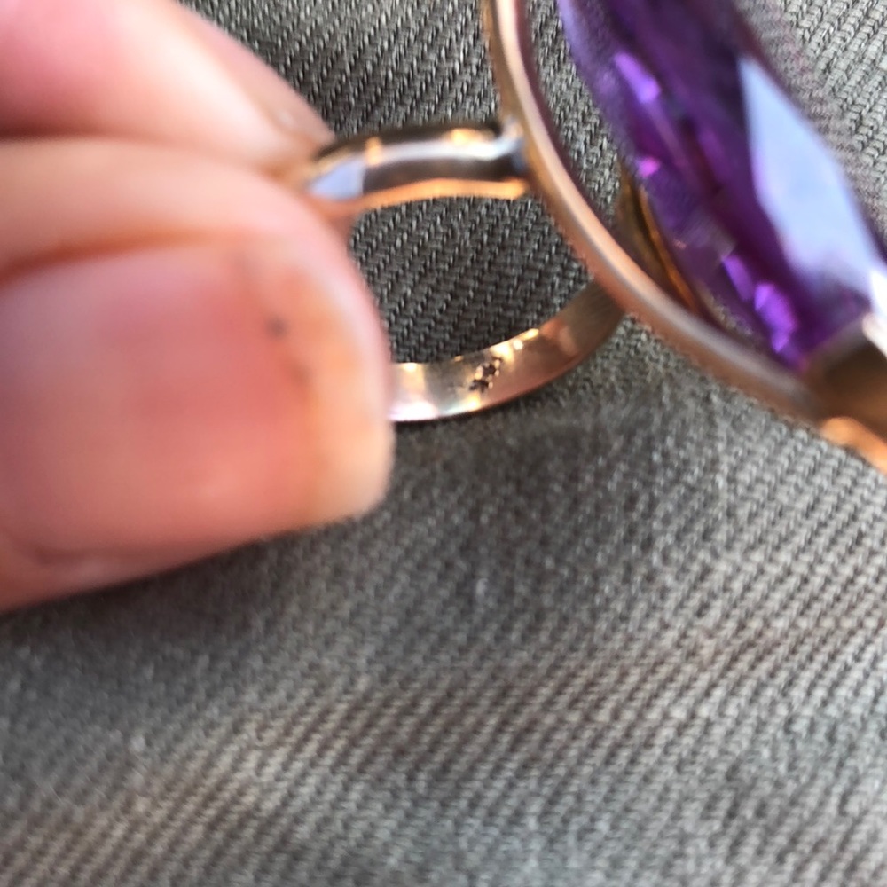 Amethyst 14k gold ring - Picture 7 of 8